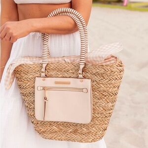 Poppy & Peonies 
straw bag